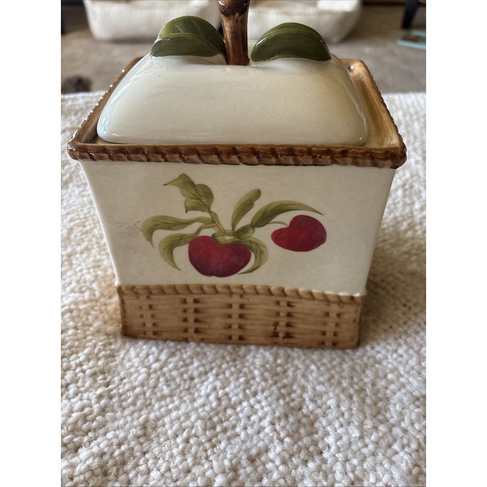 VTG ALCO Apple  Basket Cookie Biscuit Jar Canister Woven Base W/lid 5.5" X 6.5"
